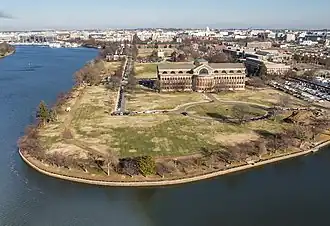 Вид на Форт Лесли Макнейр с высоты птичьего полета, 2016 год