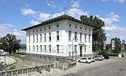 Здание администрации.