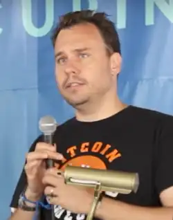 Брюс Фентон