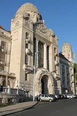 Вход в купальни