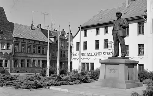 Памятник В. И. Ленину в Лютерштадт-Айслебен