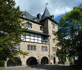 Одно из зданий Верхнего замка