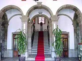 Парадная лестница