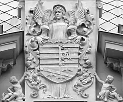 Герб Кошице на здании