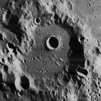 Снимок зонда Lunar Orbiter - IV.