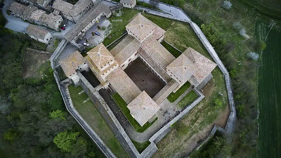 Вид замка сверху