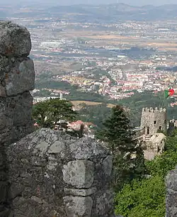 Вид на город со стен замка.