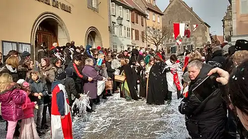 Кавалькада перед ратушей Сар-Юньон 28.02.16