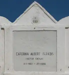 Могила писательницы