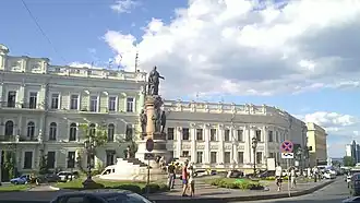 площадь летом 2011-го