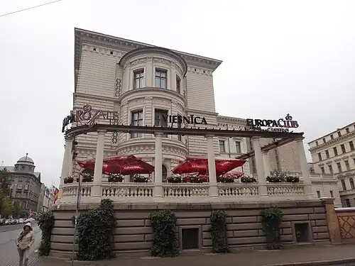 Боковой фасад дома Беньяминов