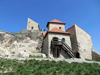 Здания внутри крепости