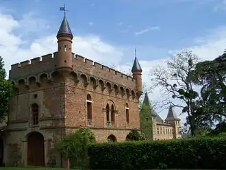 Замок Комон