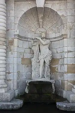 Ацис. Скульптурное оформление фонтана в замке Шантийи