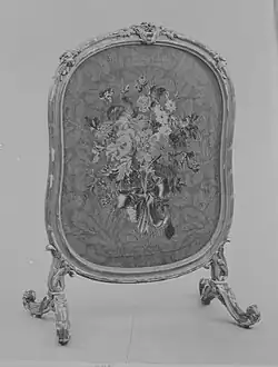 Каминный экран (спинка кресла?). 1766–1771