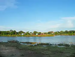 Река у города Накхонсаван