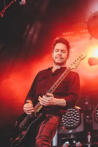 Пит Лоффлер в составе Chevelle на концерте Pointfest, 2015 г.