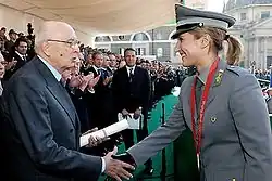 Кьяра Кайнеро (справа)