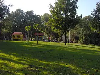 Детский уголок в парке