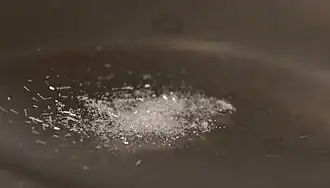 кристаллы гидрохлорида хинина