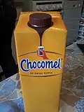 Упаковка Chocomel со словами на голландском языке