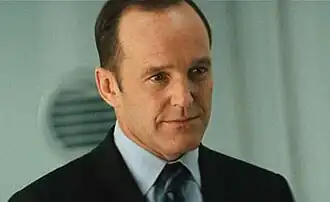 Кларк Грегг в роли Фила Колсона в фильме «Тор» (2011)