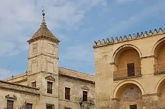 Фасад здания