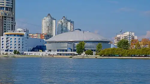 вид с набережной Рабочей молодёжи