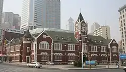 Здание бывшей японской Гражданской администрации Дайрена