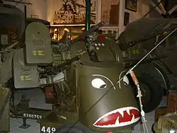 Четвёрка пулемётов 50 калибра M45 для противовоздушной обороны, смонтированных на прицепе М20 (производства США). Экспонат музея военной техники в городе Дикирх, Люксембург