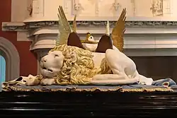 Лев. Деталь кенотафа