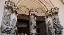 Статуи портала собора монастыря Шанмоль. Дижон