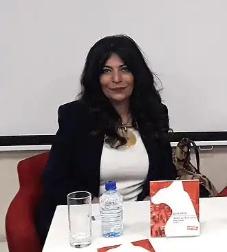 Египетская писательница Доха Асси на презентации своего сборника рассказов «Люжи должна быть наказана» (М.: Арт Хаус Медиа, 2019) в геопоэтическом цикле Крымского клуба. Библиотека иностранной литературы, 21.10.2019.