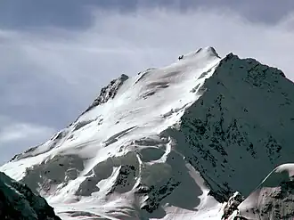 Северо-западная сторона вершины Дом