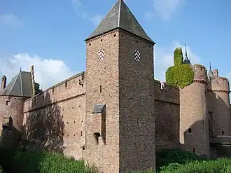 Северо-восточная башня форбурга