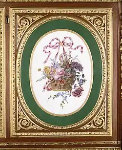 Дверца шкафчика