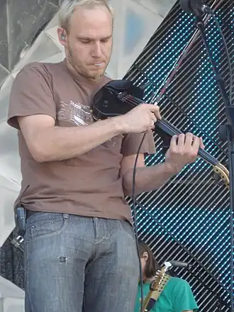 На репетиции перед концертом, посвящённом 20-летию Саюдиса, на Кафедральной площади 6 июня 2008