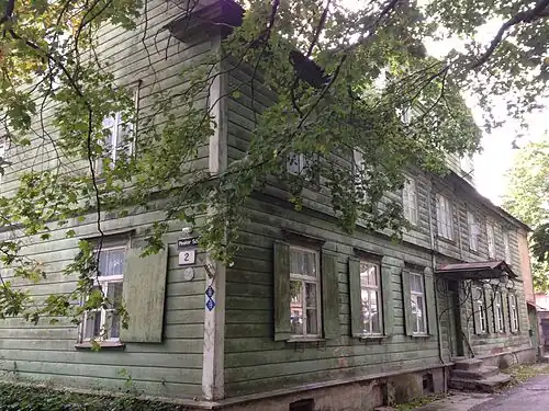 Дом 2 в 2012 году (памятник культуры)