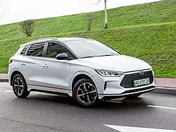 BYD e2, вид спереди