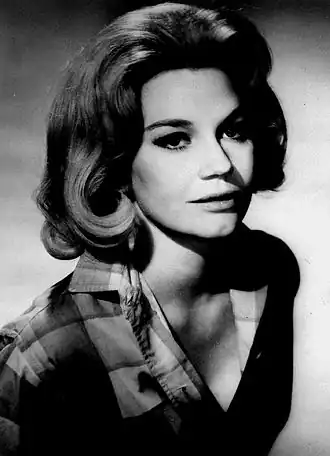 Элизабет Макрей в 1967 году