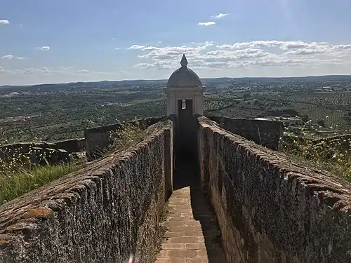 Проход к караульной башенке (бартизане)