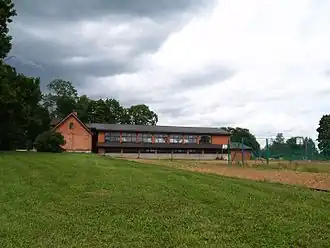 Спортхолл и молодёжная комната