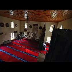 Внутри мечети