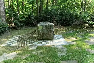 Памятная табличка в Эстервегене