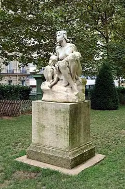 Материнство (1899), Париж