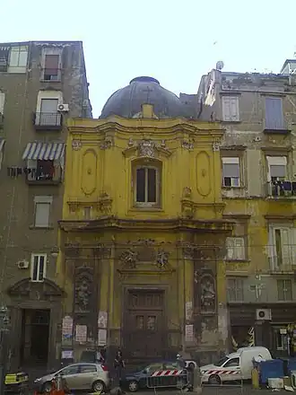 Церковь Санта-Мария-делла-Колонна[итал.], в здании которой в XVII—XVIII веках находилась консерватория