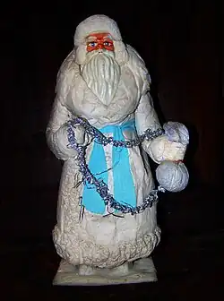 Фигурка Деда Мороза, папье-маше, вата. СССР, 1960-е годы