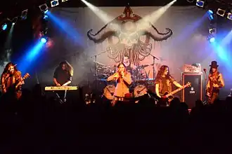 Finntroll в 2014 году. Л-П: Раута, Вирта, Врет, Морко, Тундра, Скример