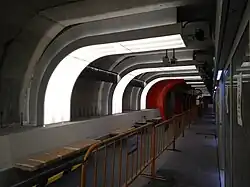 Нижняя платформа во время строительства станции