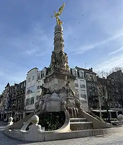 Фонтан Сюбе, площадь Друэ д’Эрлона, Реймс